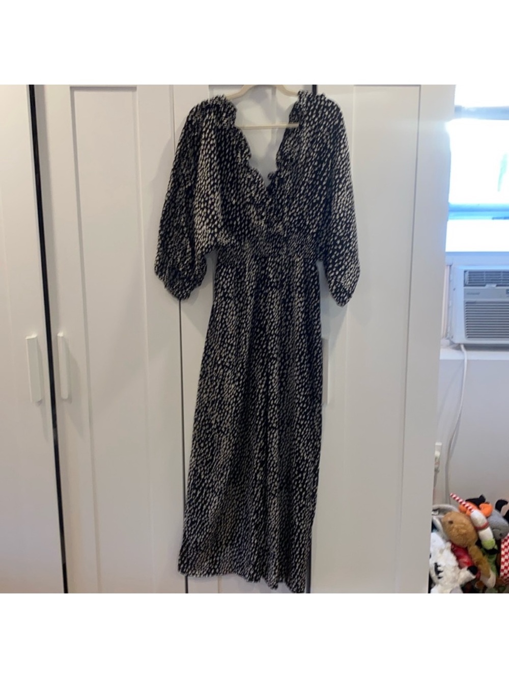Black/white one piece wide leg jumpsuit jumper medium nwot